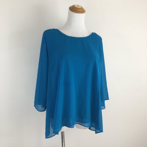 NWT SOFT SURROUNDINGS Petite Seaport Ethereality Top Front Back Overlays Shirt - Picture 4 of 14